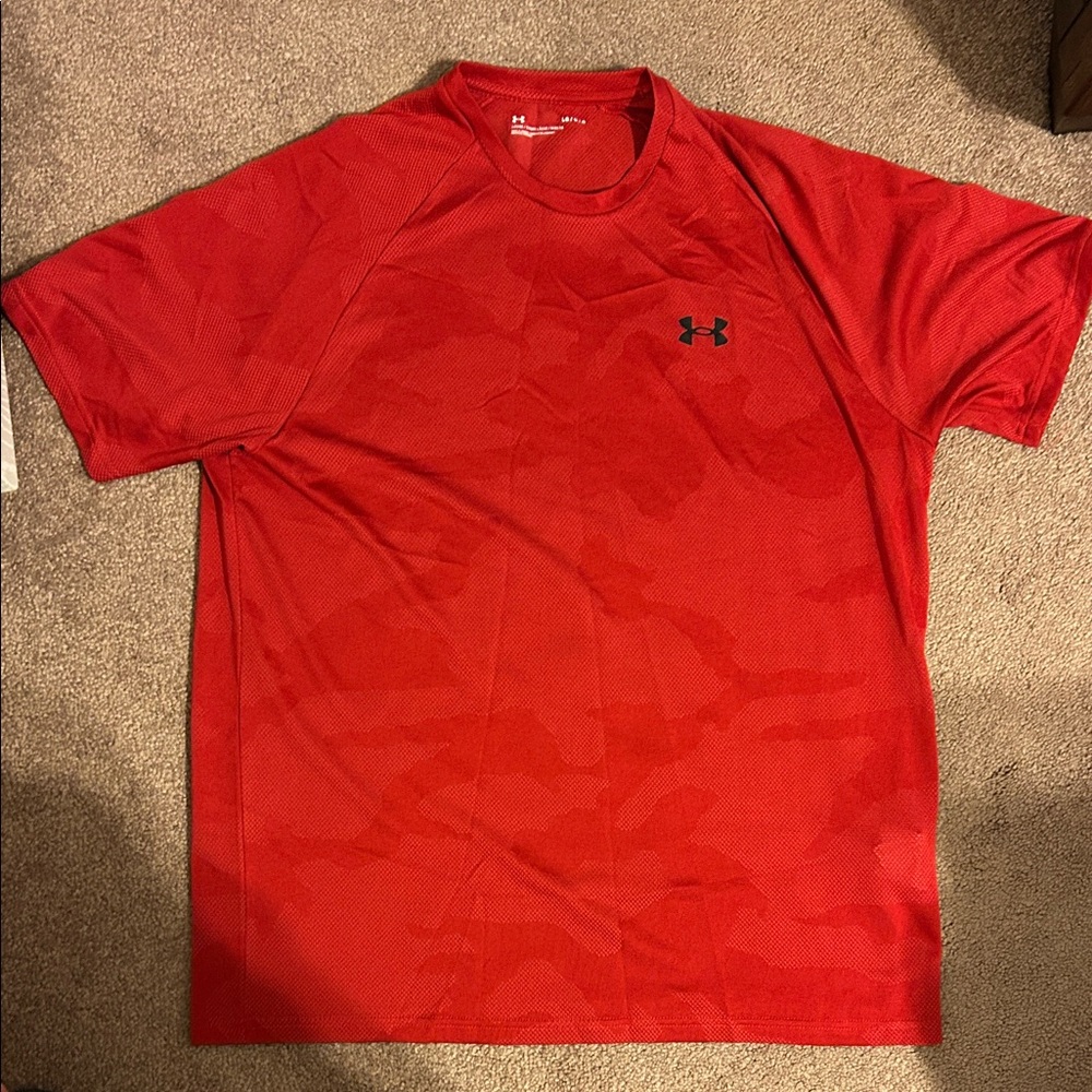 Under Armour Men's Vibrant Red Short Sleeve Tee L